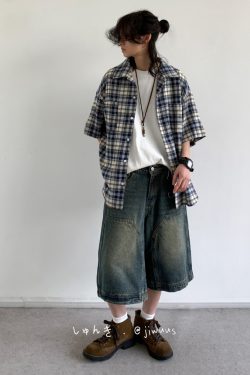 Summer Retro Plaid Short Sleeve Shirt for Men and Women - Casual Loose Fit College Style Work Shirt