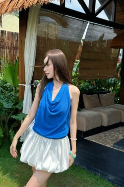 Summer Slim-Fit V-Neck Backless Camisole for Women, Lightweight Tencel Knit, Sleeveless Hanging Neck Top
