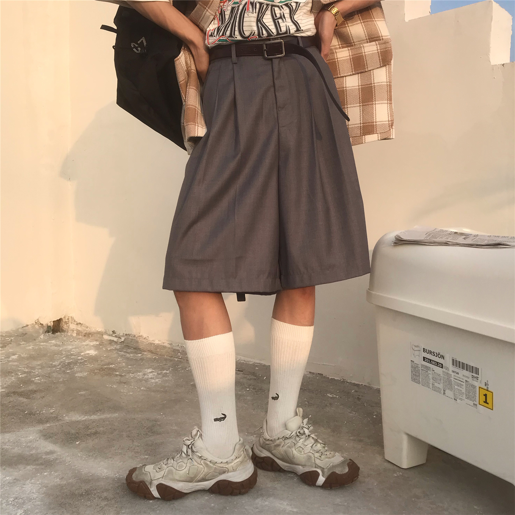 Summer Solid Color Loose High Waist Five-Point Pants - Versatile Retro Korean Style Casual Trousers for Men and Women Summer Solid Color Loose High Waist Five-Point Pants - Versatile Retro Korean Style Casual Trousers for Men and Women