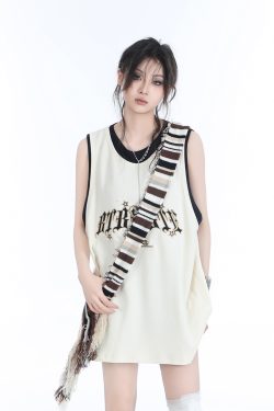 Summer Women's Loose Sports Sleeveless Top - Embroidered Fake Two-Piece Vest with "Sit and Eat Until the Mountains Are Empty" Design