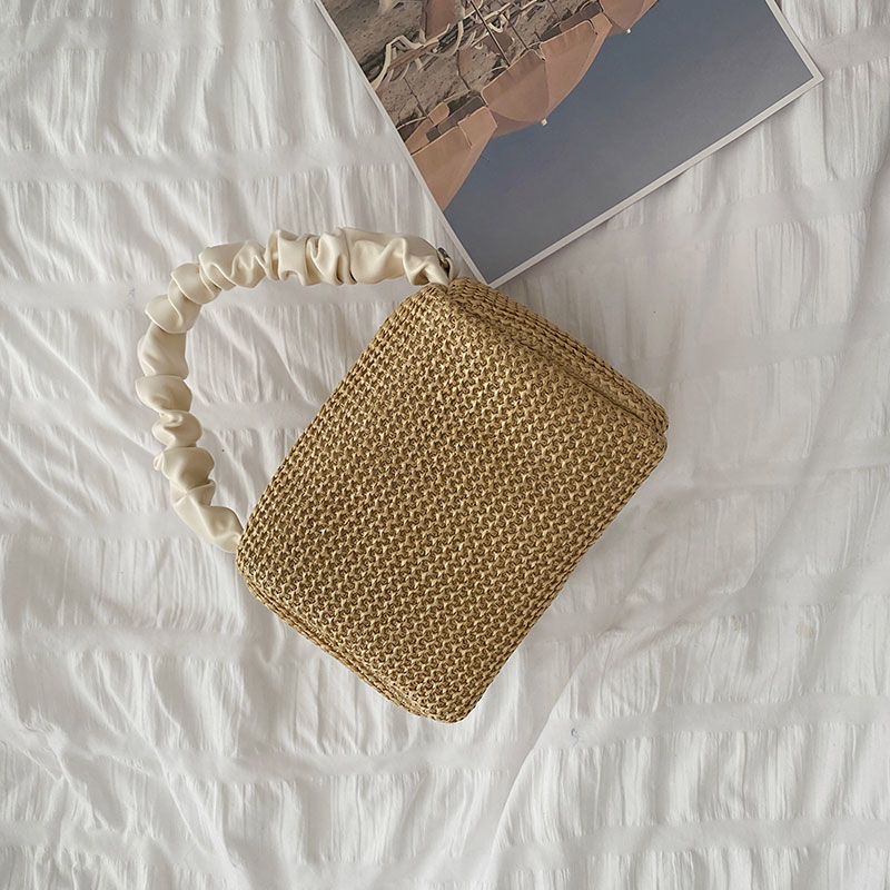 Summer Woven Straw Tote Bag for Women, French Style Color-Blocking Crossbody Bag, 2024 Niche Versatile Chain Design Summer Woven Straw Tote Bag for Women, French Style Color-Blocking Crossbody Bag, 2024 Niche Versatile Chain Design