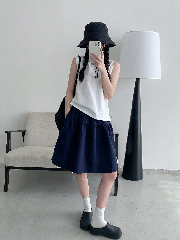 Sun Grapefruit Casual Elastic Waist Short Skirt for Women – Versatile Slimming Loose Sports Skirt for Spring Summer 90s Style Sun Grapefruit Casual Elastic Waist Short Skirt for Women – Versatile Slimming Loose Sports Skirt for Spring Summer 90s Style