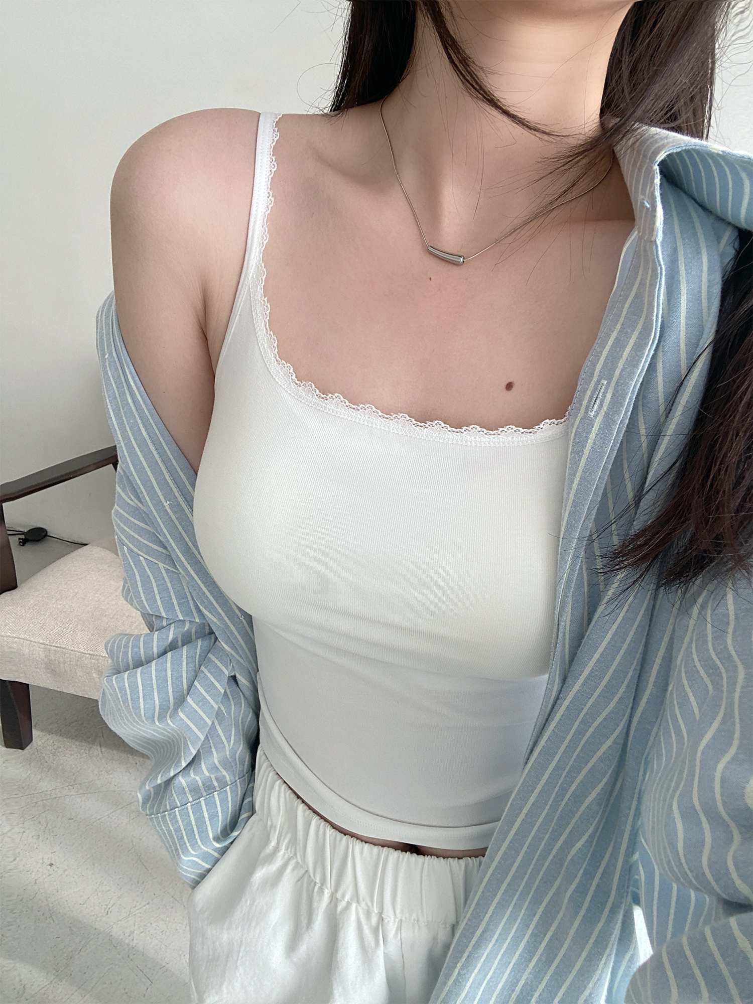 Sun Grapefruit Lace U-Back Tank Top with Hollow Design and Lace Shoulder Straps - Slim Fit, Perfect for Y2K and Summer Style Sun Grapefruit Lace U-Back Tank Top with Hollow Design and Lace Shoulder Straps - Slim Fit, Perfect for Y2K and Summer Style