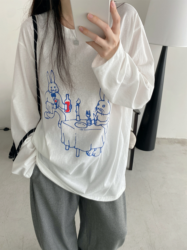 Sun Protection Cartoon Long Sleeve T-Shirt in Thin All-Cotton with Slimming Fit and Round Neck – Perfect for Casual Summer Style Sun Protection Cartoon Long Sleeve T-Shirt in Thin All-Cotton with Slimming Fit and Round Neck – Perfect for Casual Summer Style