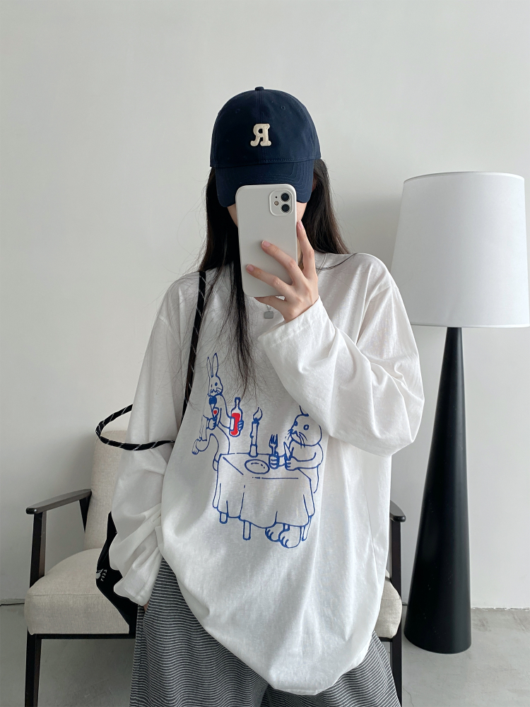 Sun Protection Cartoon Long Sleeve T-Shirt in Thin All-Cotton with Slimming Fit and Round Neck – Perfect for Casual Summer Style Sun Protection Cartoon Long Sleeve T-Shirt in Thin All-Cotton with Slimming Fit and Round Neck – Perfect for Casual Summer Style