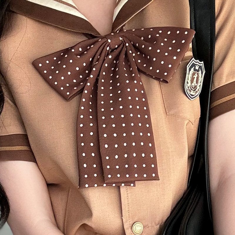 Super Large Polka Dot Bowtie Uniform Accessory - Adjustable Pink Bowknot for Versatile College Style, Cute Pudding Bear Design Super Large Polka Dot Bowtie Uniform Accessory - Adjustable Pink Bowknot for Versatile College Style, Cute Pudding Bear Design