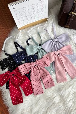Super Large Polka Dot Bowtie Uniform Accessory - Adjustable Pink Bowknot for Versatile College Style, Cute Pudding Bear Design