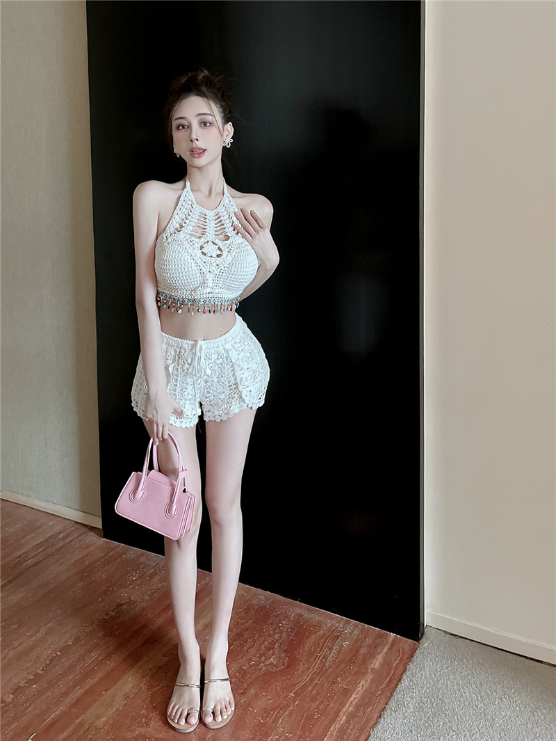 Sweet and Spicy Hollow-Out Camisole with Back Exposure and Tassel Neck, Short Version Knitted Shorts Two-Piece Set for Women Sweet and Spicy Hollow-Out Camisole with Back Exposure and Tassel Neck, Short Version Knitted Shorts Two-Piece Set for Women