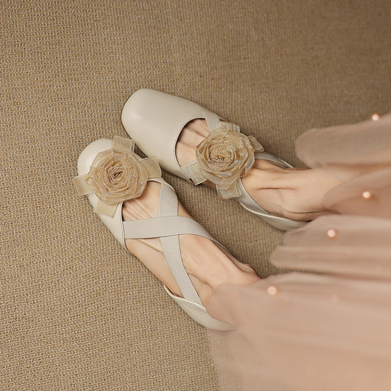 Sweet Cross Strap Ballet Flats with Side Cutout - Women's Fairy Fashion Shoes in Niche Designer Style Sweet Cross Strap Ballet Flats with Side Cutout - Women's Fairy Fashion Shoes in Niche Designer Style