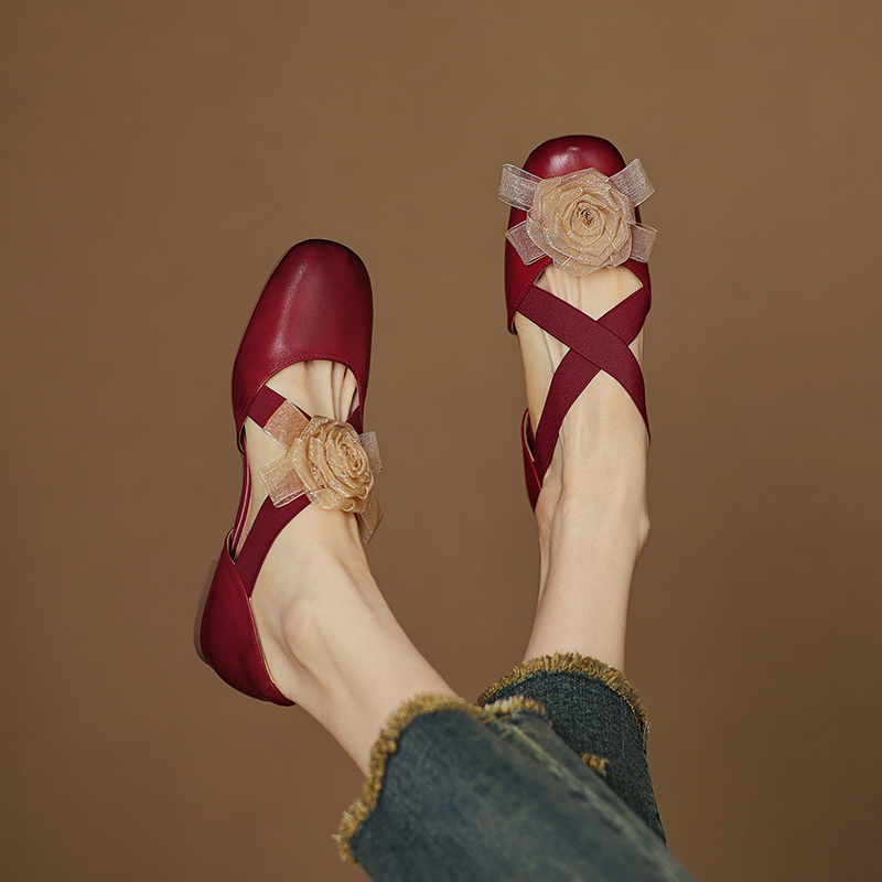 Sweet Cross Strap Ballet Flats with Side Cutout - Women's Fairy Fashion Shoes in Niche Designer Style Sweet Cross Strap Ballet Flats with Side Cutout - Women's Fairy Fashion Shoes in Niche Designer Style