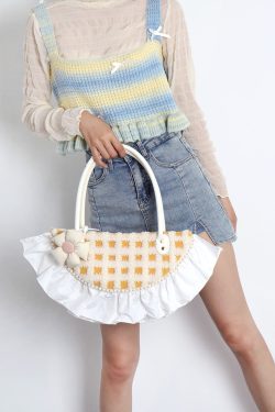 Sweet Cute Woolen Fan-Shaped Tote Underarm Handbag for Autumn Winter - Trendy High-End Fashion Accessory