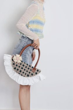 Sweet Cute Woolen Fan-Shaped Tote Underarm Handbag for Autumn Winter - Trendy High-End Fashion Accessory