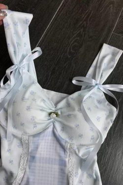 Sweet Floral Camisole for Women with Chest Pads - Summer Chic Short Fitted Sleeveless Top, Perfect for 90s and Y2K Style