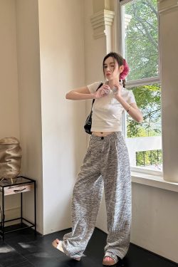 Sweet Round Neck Bow Tie Embroidered Short Sleeve T-Shirt for Women - Light Fabric Slim Fit Summer Top, Perfect for Y2K Style