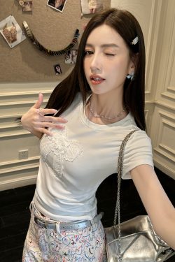 Sweet Round Neck Bow Tie Embroidered Short Sleeve T-Shirt for Women - Light Fabric Slim Fit Summer Top, Perfect for Y2K Style