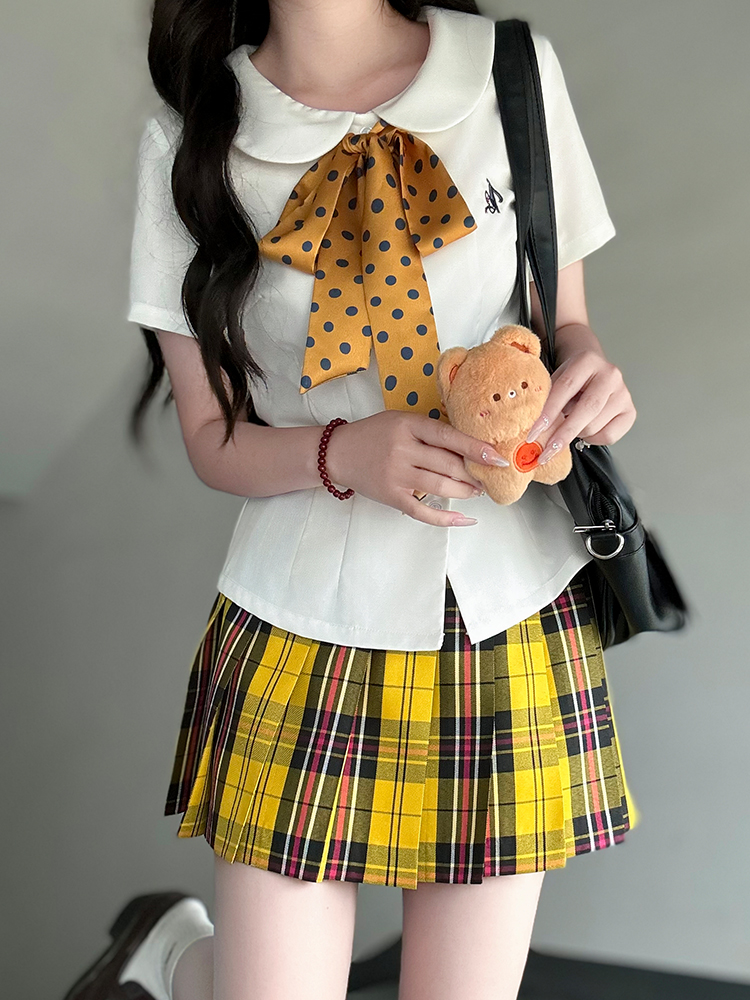 Sweet Waist-Defining Slim Fit Women's Short Sleeve JK Uniform Shirt Top with Pudding Bear Design - Summer College Style Sweet Waist-Defining Slim Fit Women's Short Sleeve JK Uniform Shirt Top with Pudding Bear Design - Summer College Style