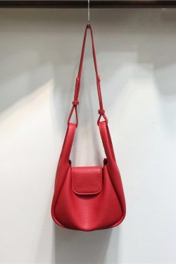 Textured Commuter Women's Handheld Vegetable Basket Bag - Stylish Water Bucket Shoulder Crossbody Tote for Everyday Use