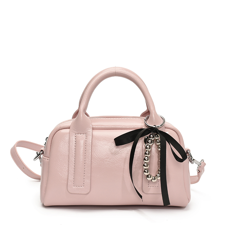 Textured Minimalist Shoulder Crossbody Bag for Women - Versatile Casual Chic Tote Pillow Bag, 2025 Fashion Trend Textured Minimalist Shoulder Crossbody Bag for Women - Versatile Casual Chic Tote Pillow Bag, 2025 Fashion Trend