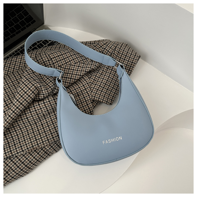 Textured Retro Underarm Handbag for Women - Versatile High-End Shoulder Bag for Work and Commuting - 2025 New Style Textured Retro Underarm Handbag for Women - Versatile High-End Shoulder Bag for Work and Commuting - 2025 New Style