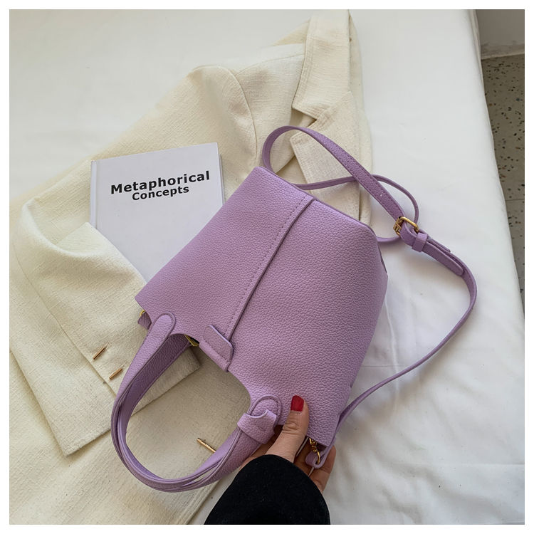 Textured Women's Handbag - Versatile Crossbody Bucket Bag for Spring/Summer 2025 Fashion Textured Women's Handbag - Versatile Crossbody Bucket Bag for Spring/Summer 2025 Fashion