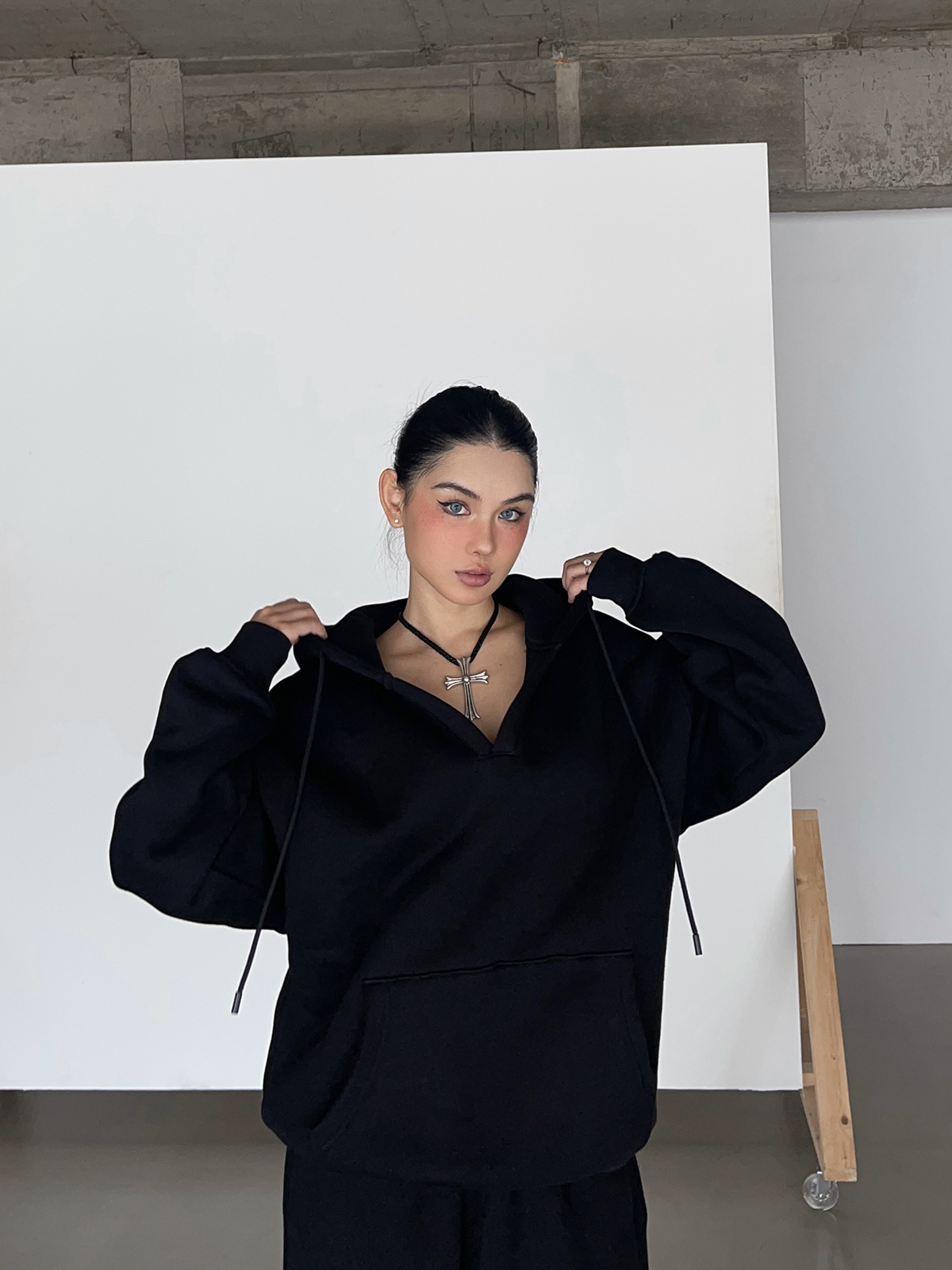 Thick Fleece V-Neck Hoodie for Cold Weather - Super Warm Loose Fit - Cozy Lazy Style - Available in 3 Colors Thick Fleece V-Neck Hoodie for Cold Weather - Super Warm Loose Fit - Cozy Lazy Style - Available in 3 Colors