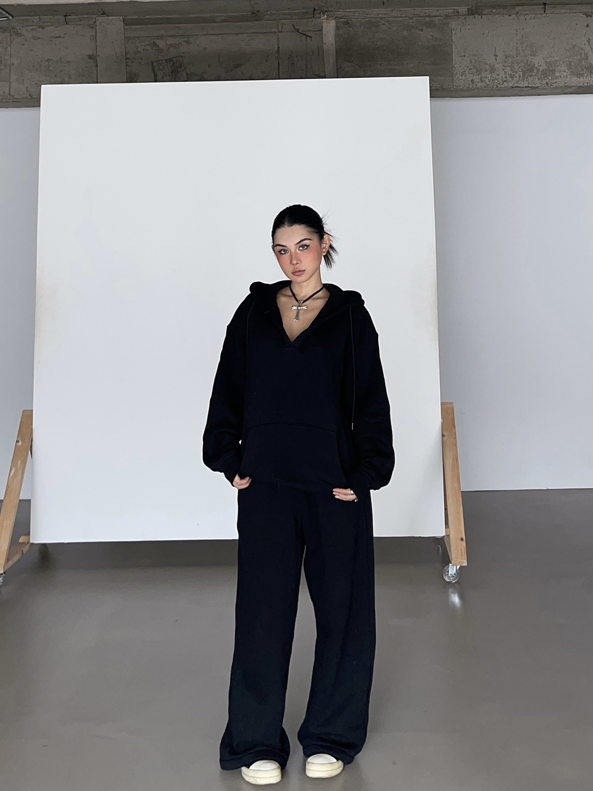 Thick Fleece V-Neck Hoodie for Cold Weather - Super Warm Loose Fit - Cozy Lazy Style - Available in 3 Colors Thick Fleece V-Neck Hoodie for Cold Weather - Super Warm Loose Fit - Cozy Lazy Style - Available in 3 Colors