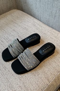 Thick-Heeled Water Drill Slippers for Women, Summer 2025 Mid-Heel Sandals, Stylish One-Word Design for Skirts and Casual Outfits