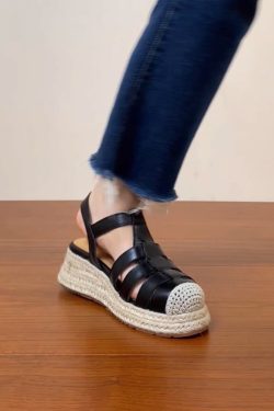 Thick Sole Open-Toe Sandals for Women - Summer 2025 Roman Style Hollow Pig Cage Cowhide Footwear