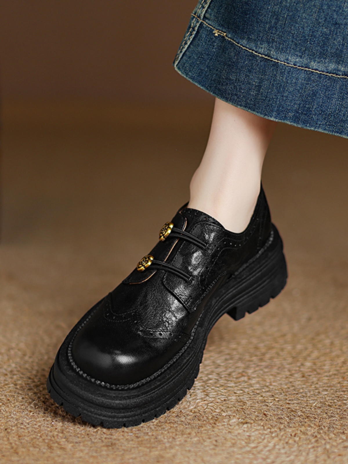 Thick-Soled Deep-Cut Leather Loafers for Women, 2025 Spring Fashion, Sheepskin Camellia Design, Trendy Y2K Style Thick-Soled Deep-Cut Leather Loafers for Women, 2025 Spring Fashion, Sheepskin Camellia Design, Trendy Y2K Style