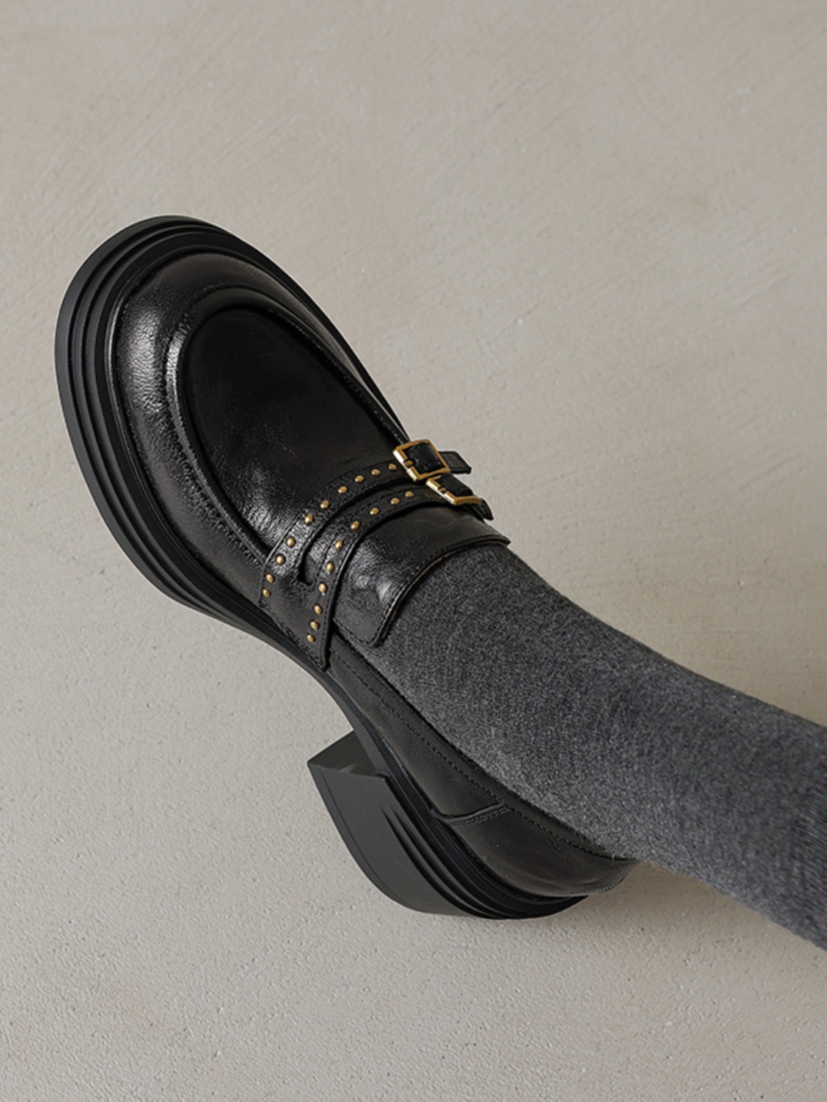 Thick-Soled High Heeled Loafers for Women - Sheepskin Buckle Design, 2025 Summer Style, Trendy Footwear, Chic Comfort Thick-Soled High Heeled Loafers for Women - Sheepskin Buckle Design, 2025 Summer Style, Trendy Footwear, Chic Comfort