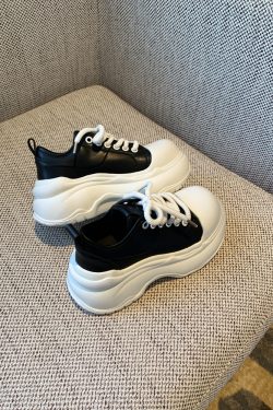 Thick-Soled Lace-Up Casual Sneakers for Women, Height-Increasing White Shoes for Spring 2025, Trendy Outdoor Footwear
