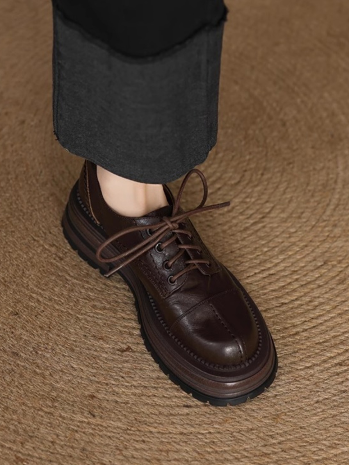 Thick-Soled Lace-Up Flats for Women, Deep Mouth Round-Toe Loafers, Sheepskin Leather, Spring 2025, Stylish Casual Footwear Thick-Soled Lace-Up Flats for Women, Deep Mouth Round-Toe Loafers, Sheepskin Leather, Spring 2025, Stylish Casual Footwear