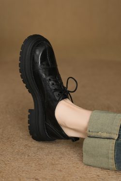 Thick-Soled Lace-Up Flats for Women, Deep Mouth Round-Toe Loafers, Sheepskin Leather, Spring 2025, Stylish Casual Footwear