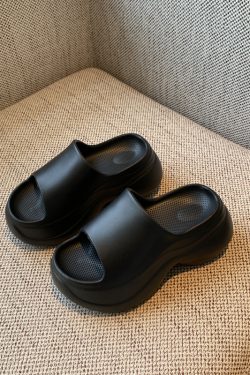 Thick-Soled One-Strap Sandals for Women - Summer 2025 Versatile Height-Increasing Slippers for Petite Figures, Non-Slip Design