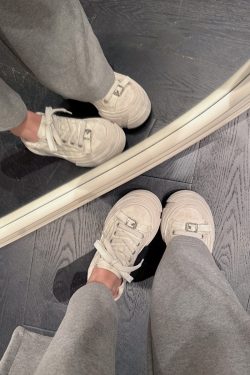 Thick-Soled Sheepskin Lace-Up Vintage White Sneakers for Women - Versatile Sports Casual Shoes, Trendy 90s Style