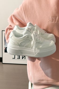 Thick-Soled White Bread Loaf Shoes for Women - Breathable, Versatile Spring/Summer Style, Height-Increasing Platform Sneakers