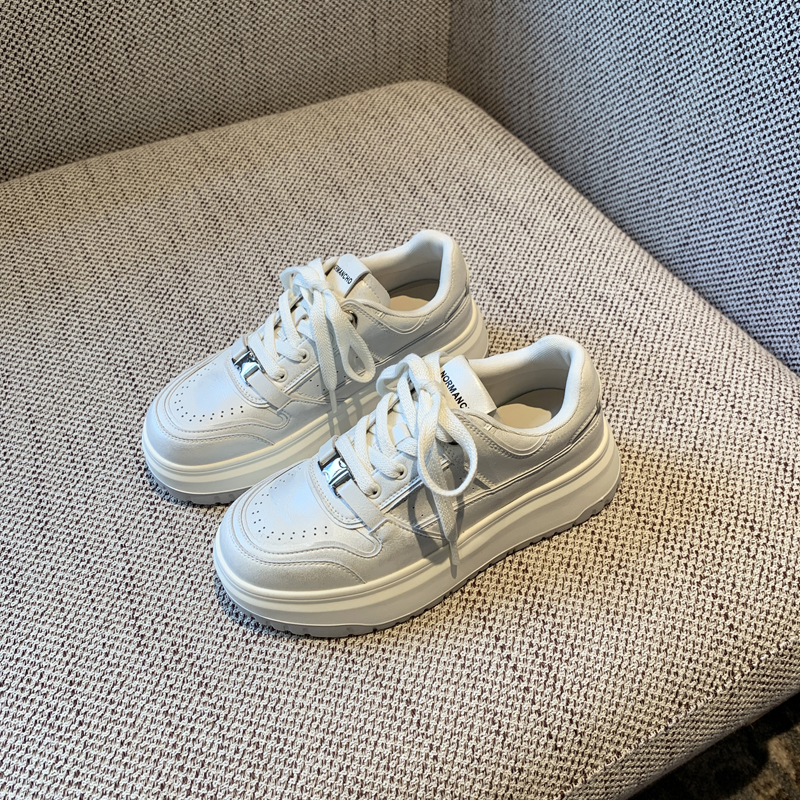 Thick-Soled White Sneakers for Women - 2025 Spring Lace-Up Retro Casual Shoes with Metal Buckle, Versatile Canvas Footwear Thick-Soled White Sneakers for Women - 2025 Spring Lace-Up Retro Casual Shoes with Metal Buckle, Versatile Canvas Footwear