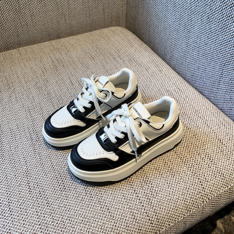 Thick-Soled White Sneakers for Women - 2025 Spring Lace-Up Retro Casual Shoes with Metal Buckle, Versatile Canvas Footwear Thick-Soled White Sneakers for Women - 2025 Spring Lace-Up Retro Casual Shoes with Metal Buckle, Versatile Canvas Footwear