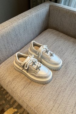 Thick-Soled White Sneakers for Women - 2025 Spring Platform Lace-Up Casual Skate Shoes, Lightweight and Versatile Height-Increasing Style