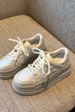 Thick-Soled White Sneakers for Women - Spring 2025 Casual Sports Shoes, Height-Increasing, Slimming, Versatile for Everyday Wear