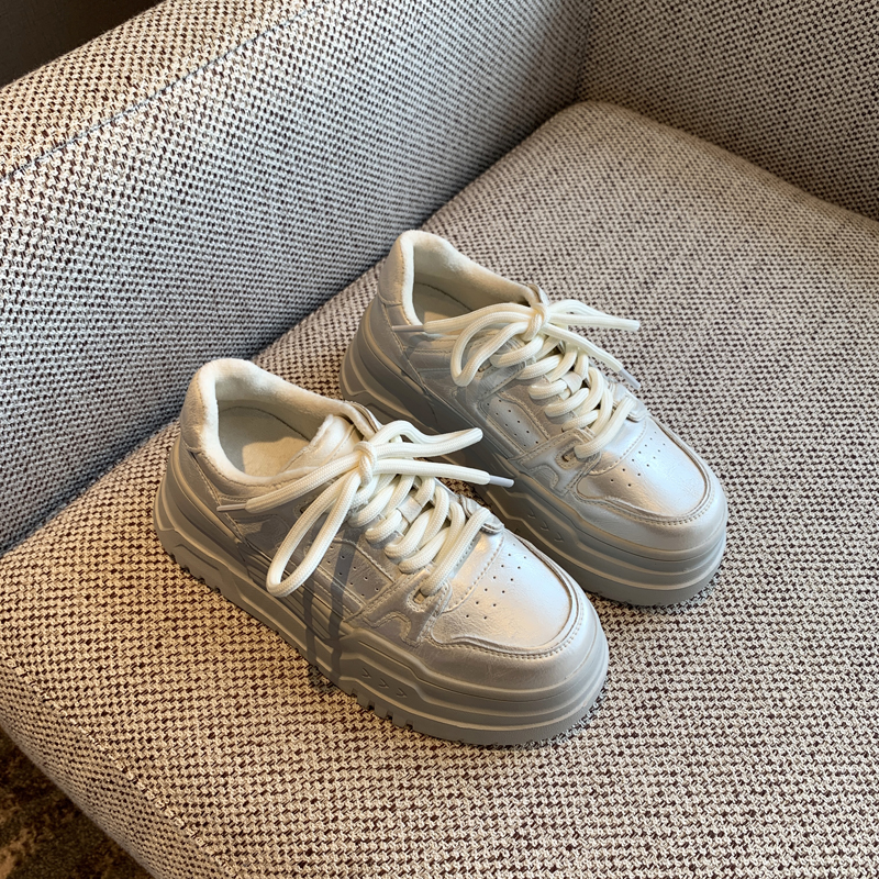 Thick-Soled White Sneakers for Women - Spring 2025 Casual Sports Shoes, Height-Increasing, Slimming, Versatile for Everyday Wear Thick-Soled White Sneakers for Women - Spring 2025 Casual Sports Shoes, Height-Increasing, Slimming, Versatile for Everyday Wear