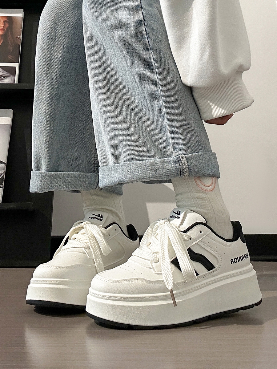 Thick-Soled White Sneakers for Women, 2025 Summer Minimalist Design, Trendy Big-Toe Breathable Shoes Thick-Soled White Sneakers for Women, 2025 Summer Minimalist Design, Trendy Big-Toe Breathable Shoes