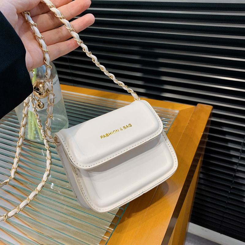 Trendy 2025 Summer High-End Mini Square Crossbody Bag for Women - Versatile Chain Design Trendy 2025 Summer High-End Mini Square Crossbody Bag for Women - Versatile Chain Design