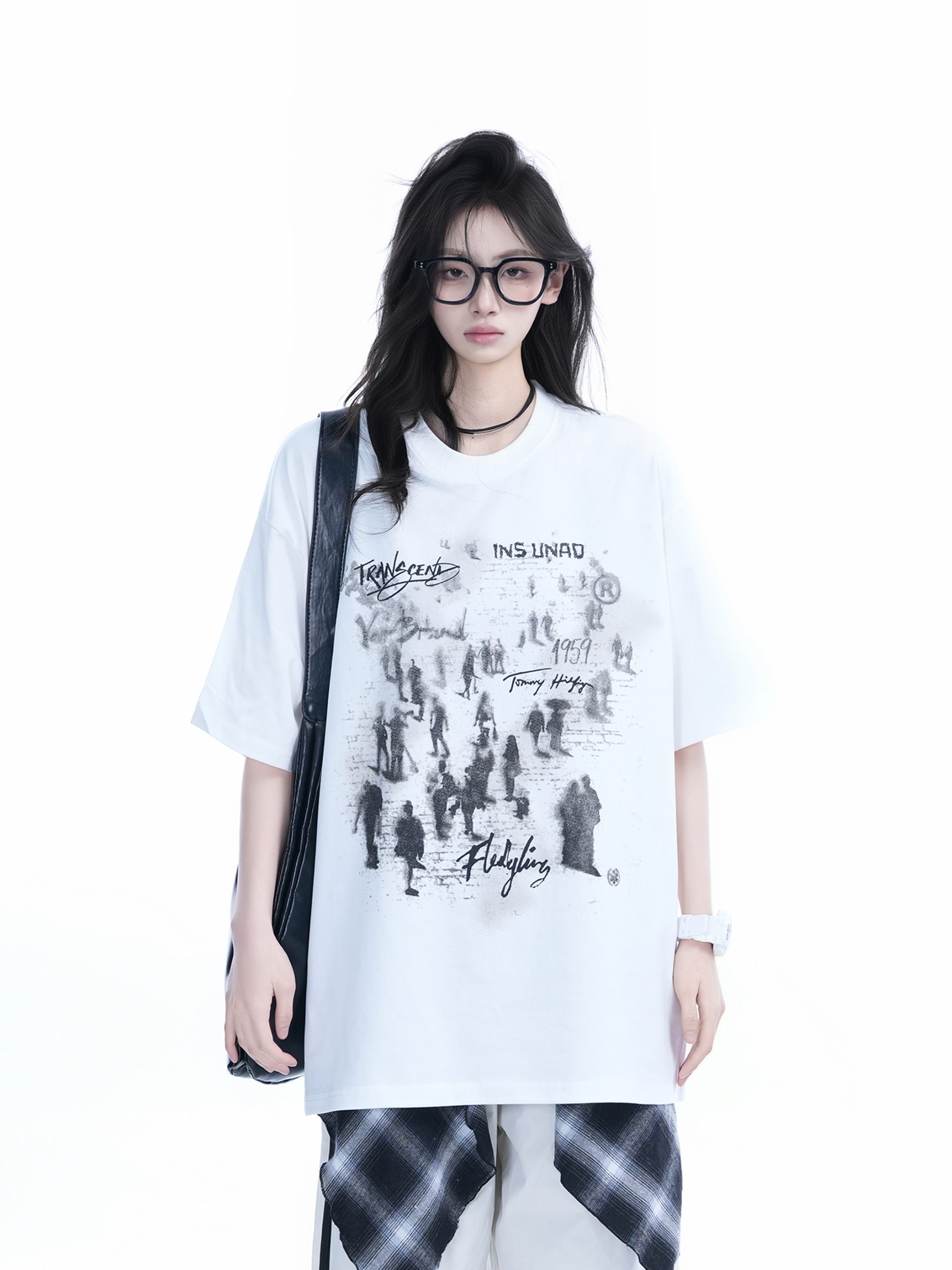 Trendy American Street Style Graffiti T-Shirt for Women, Loose Fit Boyfriend Style, Pure Cotton, Summer Short Sleeve Top Trendy American Street Style Graffiti T-Shirt for Women, Loose Fit Boyfriend Style, Pure Cotton, Summer Short Sleeve Top