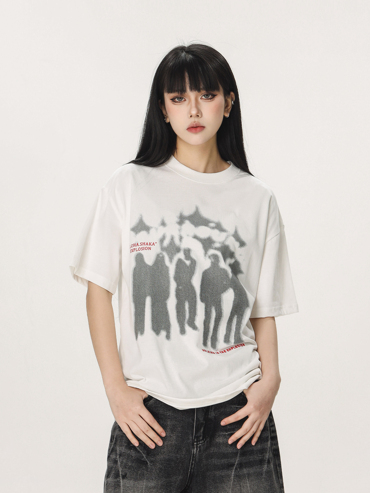 Trendy American Style Loose Short Sleeve T-Shirt for Men and Women - Summer Half Sleeve Design, Perfect for Casual Looks Trendy American Style Loose Short Sleeve T-Shirt for Men and Women - Summer Half Sleeve Design, Perfect for Casual Looks