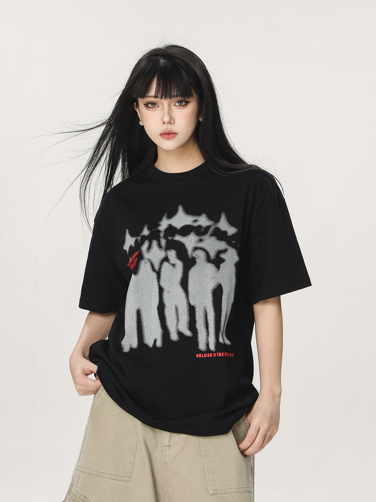 Trendy American Style Loose Short Sleeve T-Shirt for Men and Women - Summer Half Sleeve Design, Perfect for Casual Looks Trendy American Style Loose Short Sleeve T-Shirt for Men and Women - Summer Half Sleeve Design, Perfect for Casual Looks