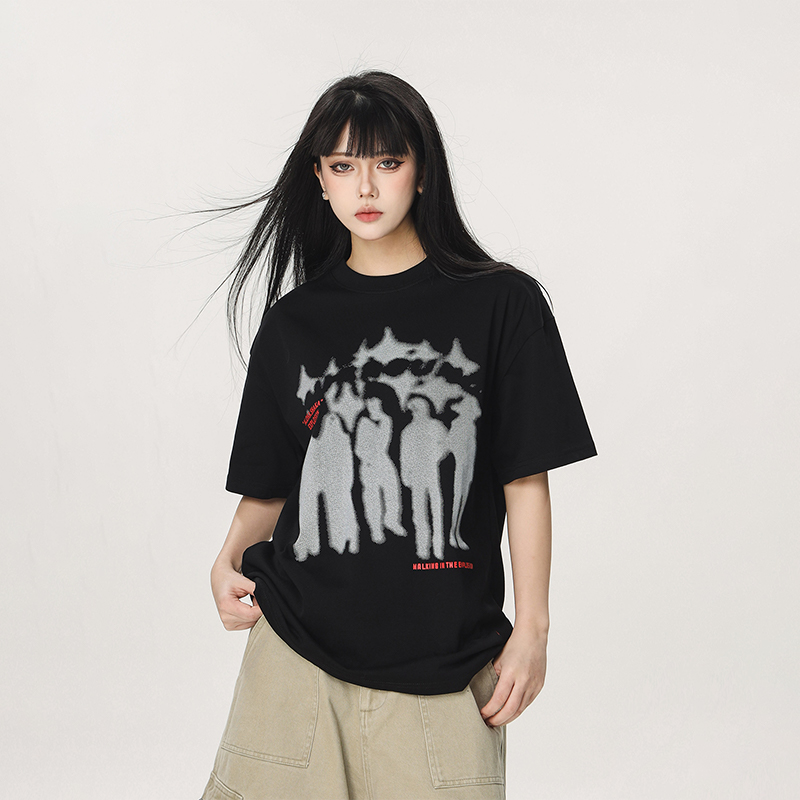 Trendy American Style Loose Short Sleeve T-Shirt for Men and Women - Summer Half Sleeve Design, Perfect for Casual Looks Trendy American Style Loose Short Sleeve T-Shirt for Men and Women - Summer Half Sleeve Design, Perfect for Casual Looks