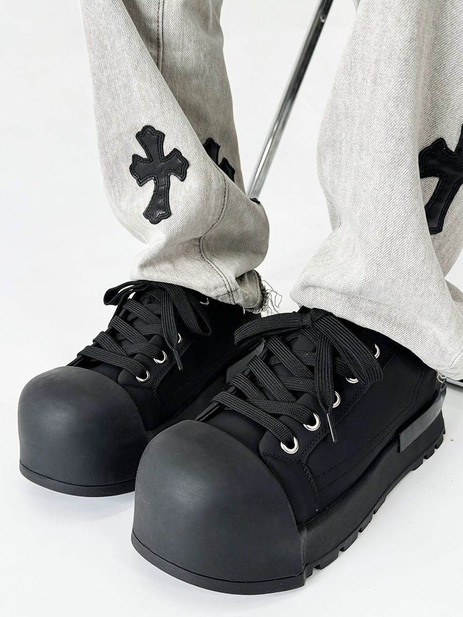 Trendy Black Knight Mickey Sneakers for Men, High Street Shell Toe Shoes, 90s Inspired Couple Fat Bread Sneakers Trendy Black Knight Mickey Sneakers for Men, High Street Shell Toe Shoes, 90s Inspired Couple Fat Bread Sneakers