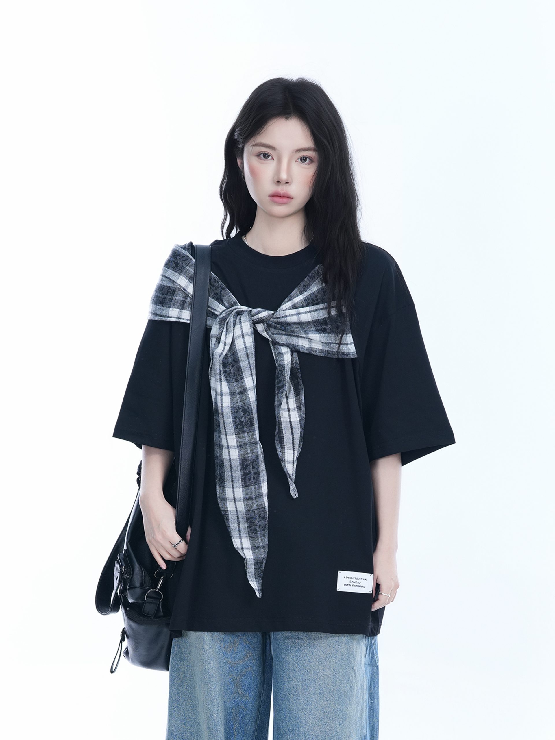 Trendy Black Short Sleeve T-shirt for Women with Butterfly Knot Spliced Design - American Style Loose Fit Top Trendy Black Short Sleeve T-shirt for Women with Butterfly Knot Spliced Design - American Style Loose Fit Top