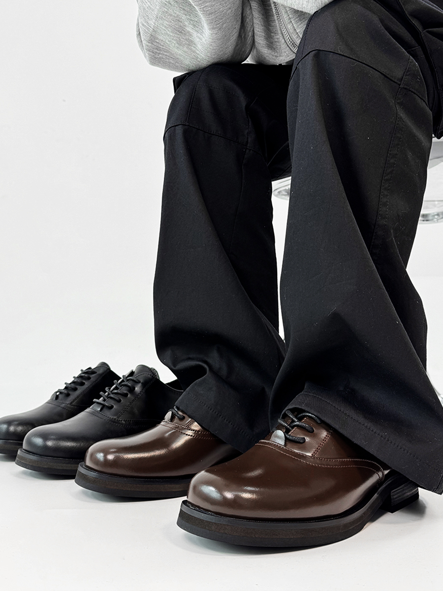 Trendy British Square-Toe Derby Shoes for Men and Women - Thick-Soled Leather Office Commuting Footwear Trendy British Square-Toe Derby Shoes for Men and Women - Thick-Soled Leather Office Commuting Footwear